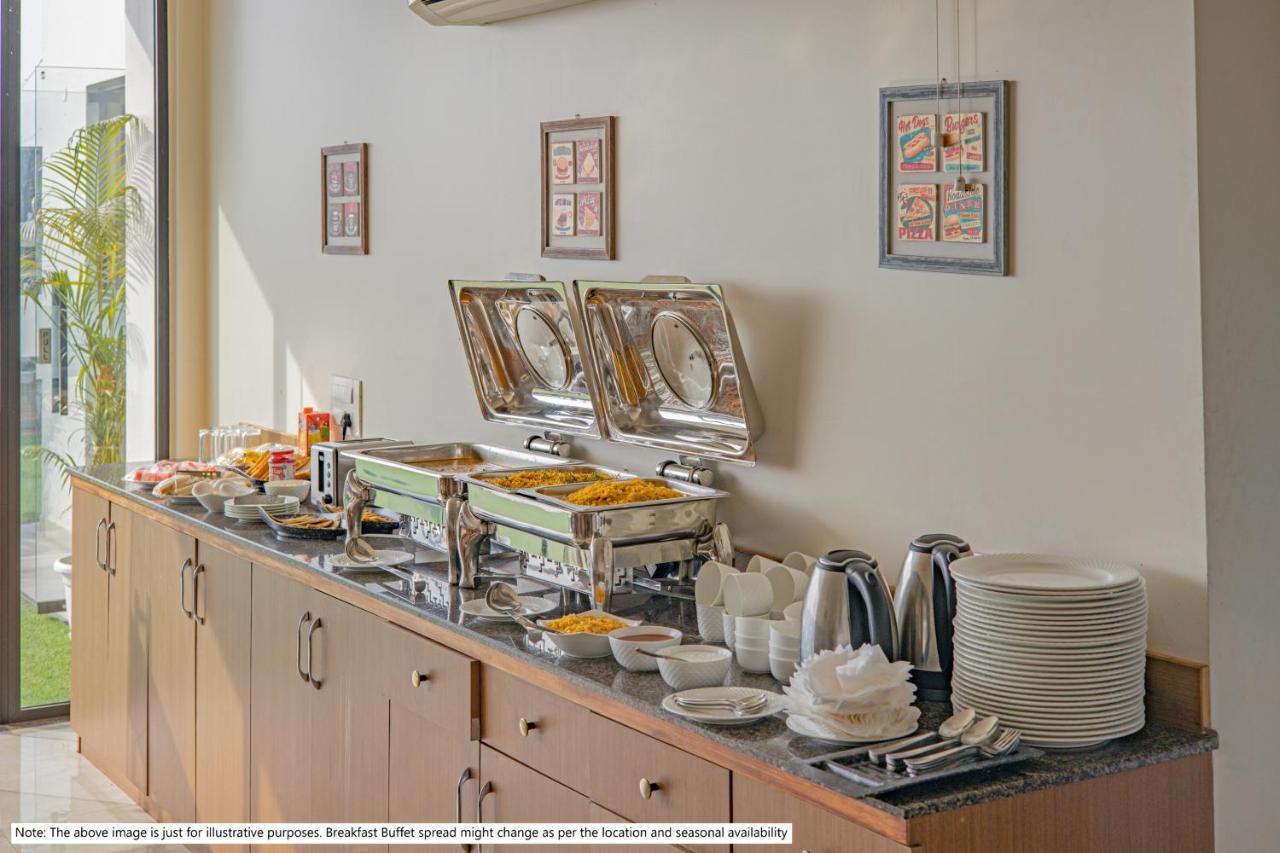 Treebo The Sai Leela Suites R T Nagar บังกาลอร์ ภายนอก รูปภาพ